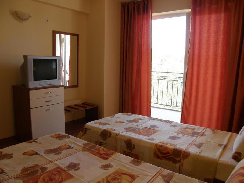 Family Hotel Dayana Beach 시네모레츠 외부 사진