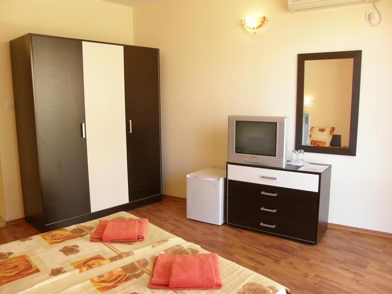 Family Hotel Dayana Beach 시네모레츠 외부 사진