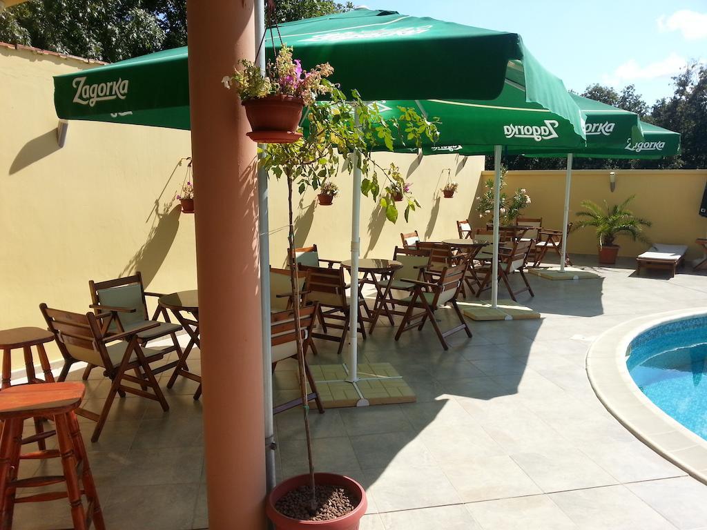 Family Hotel Dayana Beach 시네모레츠 외부 사진