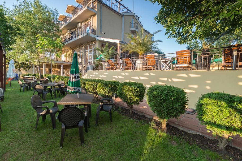 Family Hotel Dayana Beach 시네모레츠 외부 사진