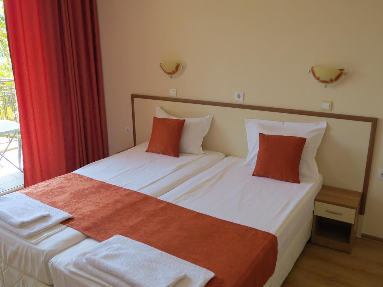 Family Hotel Dayana Beach 시네모레츠 외부 사진