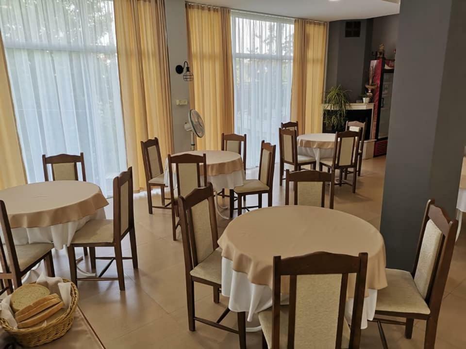 Family Hotel Dayana Beach 시네모레츠 외부 사진